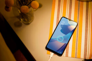 OPPO A16 en Perú: características y precio del gama media con pantalla HD+ de 6.52 pulgadas, batería de 5000mAh y triple cámara de 13MP