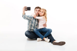 Conecta con papá con el smartphone ideal vivo