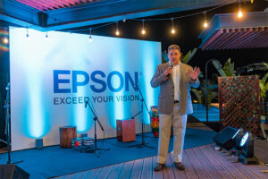 Epson fortalece lazos con sus socios mayoristas en evento de fin de año
