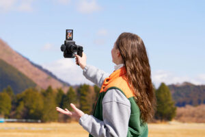 Sony presenta la nueva cámara para Vlogs Full-Frame ZV-E1, la mejor experiencia para creación de contenidos