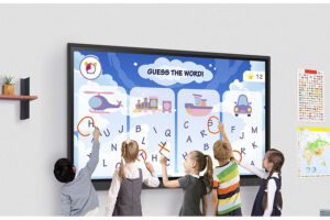 LG-CreateBoard-la-nueva-pantalla-interactiva-que-mejora-la-experiencia-del-aula-3