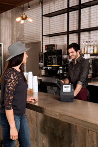 Emprendedores: tres recomendaciones para agilizar el tiempo de atención a los clientes en el punto de venta Epson