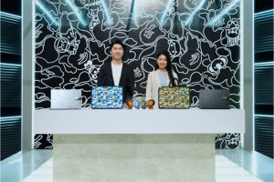 ASUS Presenta la exclusiva Vivobook S 15 OLED BAPE Edition en una novedosa colaboración con la marca de ropa A BATHING APE