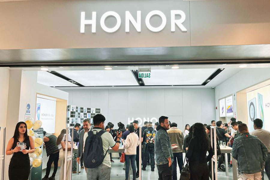 Tras éxito en IFA 2023: HONOR inaugura Tienda en Plaza Norte