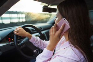 Entel Cinco consejos para evitar el uso del celular mientras manejas