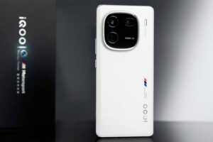 iQOO 12 Pro de vivo, el smartphone chino que supera al Galaxy S24 Ultra y iPhone 15 Pro Max