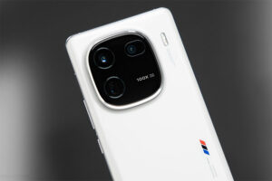 iQOO 12 Pro de vivo, el smartphone chino que supera al Galaxy S24 Ultra y iPhone 15 Pro Max