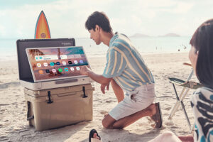 LG lanza televisor portátil para brindar entretenimiento sin límites