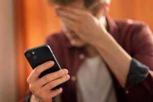 Estafas por SMS: Amenaza más común a la que se enfrentan los consumidores Bitdefender