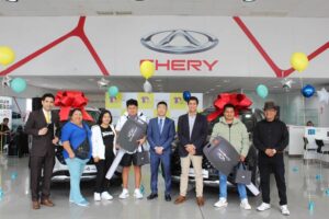 Bitel celebra 10 años en Perú premiando a sus clientes con 2 camionetas Chery