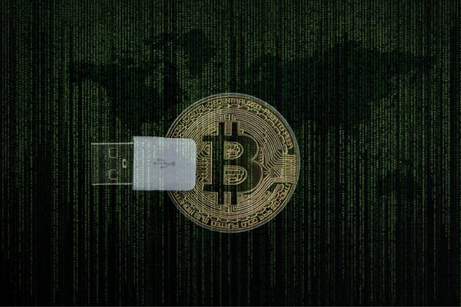 Aumenta en un 135% el interés por robar criptomonedas en la dark web, alerta Kaspersky