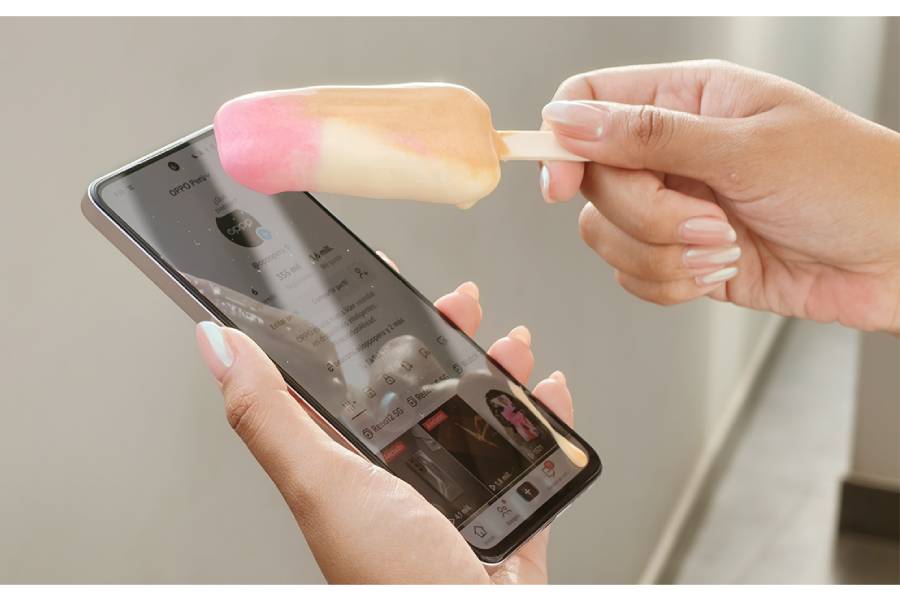 El smartphone que no teme al helado: Descubre la función Splash Touch de la serie OPPO Reno12