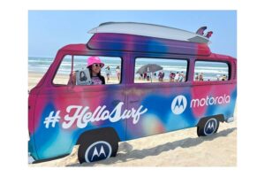 Surf, tecnología y diversión con Motorola Perú