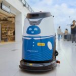 Larcomar apuesta por la innovación sostenible con la incorporación de su primer robot inteligente de limpieza