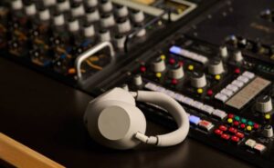 Sony presenta la última evolución en cancelación de ruido con los audífonos WH-1000XM6