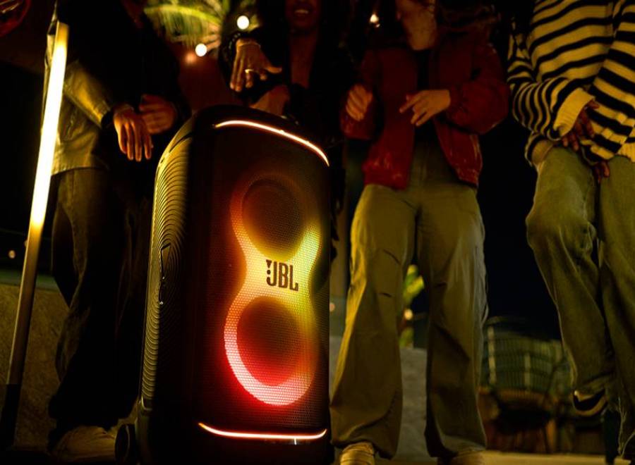 JBL lanza la PartyBox 520: un altavoz de gran escala con IA y sonido optimizado para exteriores