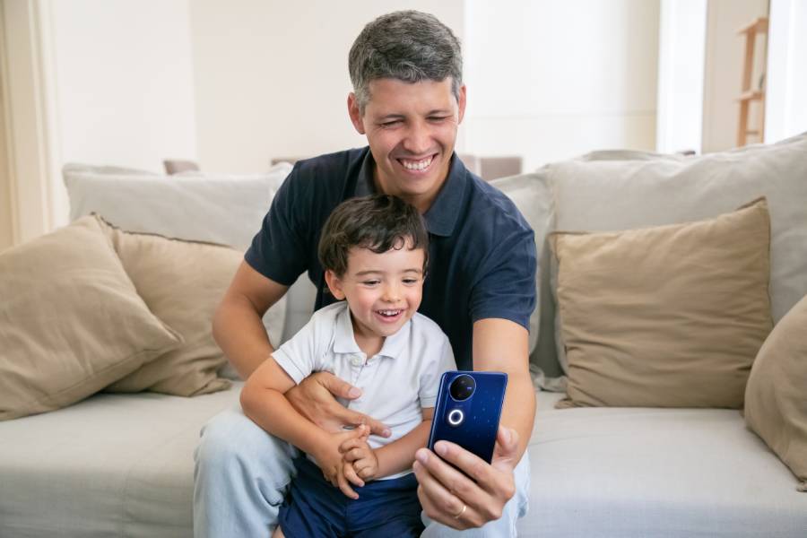 Para el papá que no se detiene: ¿cuáles son las actividades que requieren un mayor uso del celular? vivo