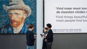 Samsung Galaxy S25+ impulsa la nueva audioguía del Museo Van Gogh