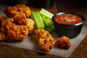 K-Food_ Aprende a preparar alitas al estilo coreano en el horno LG