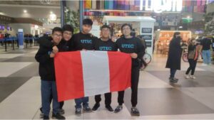 Escolares peruanos brillan en Olimpiada Internacional de Inteligencia Artificial realizada en China