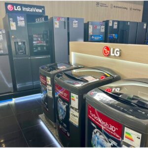 La Curacao reinaugura su tienda de Javier Prado con un punto de venta de LG que impone la última tecnología para el hogar