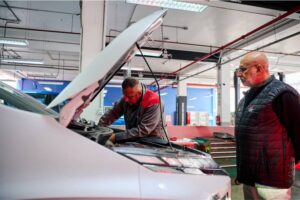 Técnicos de Lima y Trujillo destacan en concurso nacional de habilidades de Mitsubishi Motors Perú