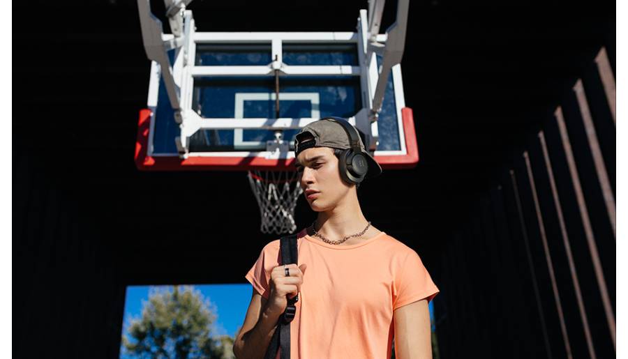 Descubre que auriculares inalámbricos van con tu estilo de vida JBL