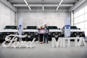 Ford PRO y MITTA Perú refuerzan su presencia en el sector financiero con importante entrega de flota de Ford Ranger