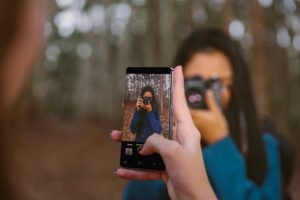 Mejora y crea: todo lo que hoy hace la IA por tus fotos, vivo