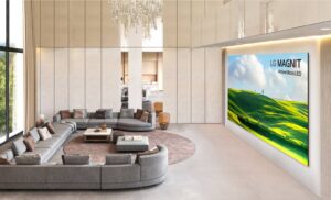 Cine de lujo en casa: LG presenta su nueva pantalla Micro LED gigante de 135 pulgadas