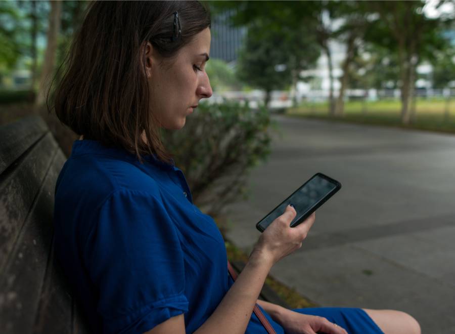 Desconectarse genera ansiedad_ más del 50% de los consumidores siente ansiedad cuando su celular vivo se queda sin batería