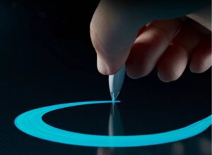 HUAWEI M-Pencil Pro: así es el lápiz óptico más avanzado para creativos que sirve tanto para pintar, ilustrar y escribir