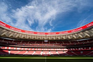 LG instala un impresionante tablero de señalización digital en el icónico estadio de fútbol de Madrid
