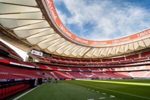 LG instala un impresionante tablero de señalización digital en el icónico estadio de fútbol de Madrid