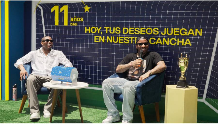 11 años en Perú: Bitel celebra junto a Jefferson Farfán