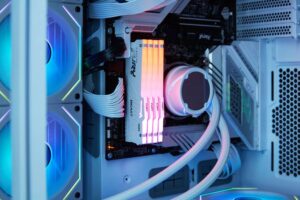 Kingston: cómo la región hispanohablante lideró la adopción de DDR5 en 2025 y qué esperar en 2026