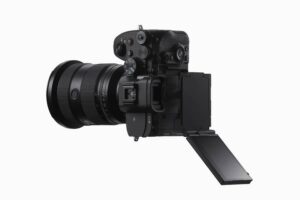 Sony Electronics lanza la cámara Sony Alpha 7V y el lente FE 28-70mm F3.5-5.6 OSS II