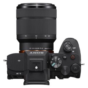 Sony Electronics lanza la cámara Sony Alpha 7V y el lente FE 28-70mm F3.5-5.6 OSS II