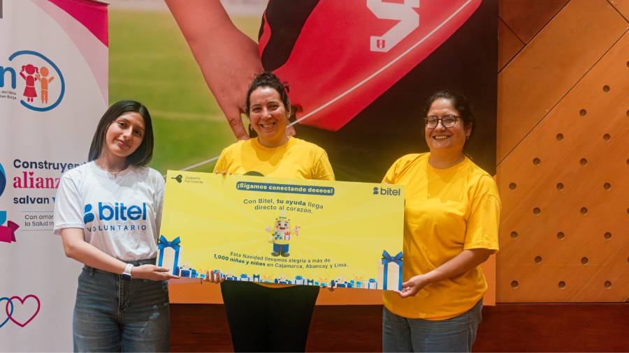 Fueron más de 1,000 niños beneficiados gracias la campaña navideña de Bitel