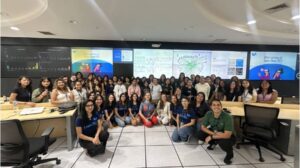 8M: Ingenieras de Movistar inspiran a adolescentes a elegir carreras tecnológicas en el Perú