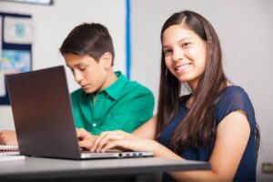 Campaña escolar: Laptops lideran en compra de dispositivos tecnológicos para escolares y universitarios PC Factory