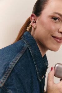Elegancia Tech: Huawei y Sophie Crown transforman los FreeClip 2 en el audífono inalámbrico más deseado del momento