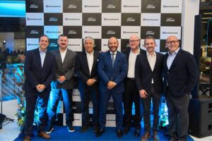 Ford Perú fortalece su red de concesionarios con sede renovada de Auto Summit en La Molina