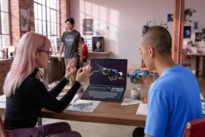 Lenovo amplía la movilidad, la creatividad y la productividad con nuevas laptops, tablets