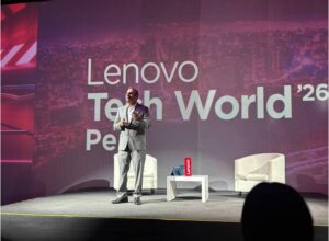 Tech World Perú 2026_ Lenovo conecta dispositivos, infraestructura y soluciones en un ecosistema de IA híbrida