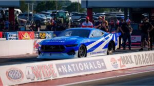 Ford Mustang Cobra Jet 2200 es el récord mundial de cuarto de milla para eléctricos