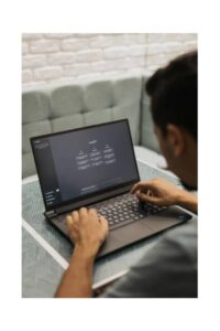 Kaspersky detecta más de 92,000 ciberataques escondidos tras falsas herramientas de IA