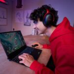 HP presenta en Perú la nueva HyperX OMEN 15, su primera laptop gamer, con pantalla de 15.3” 2K