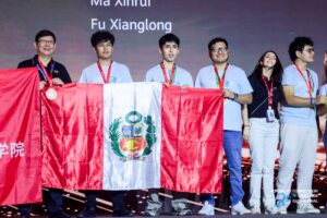 ¡Orgullo peruano!: Estudiantes universitarios alcanzan el podio en la final mundial tecnológica de Huawei