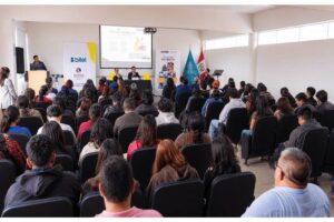 Bitel impulsa la accesibilidad digital junto a SENSE y la UCSS para promover una tecnología más inclusiva